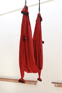 Yoga Swing Maroon