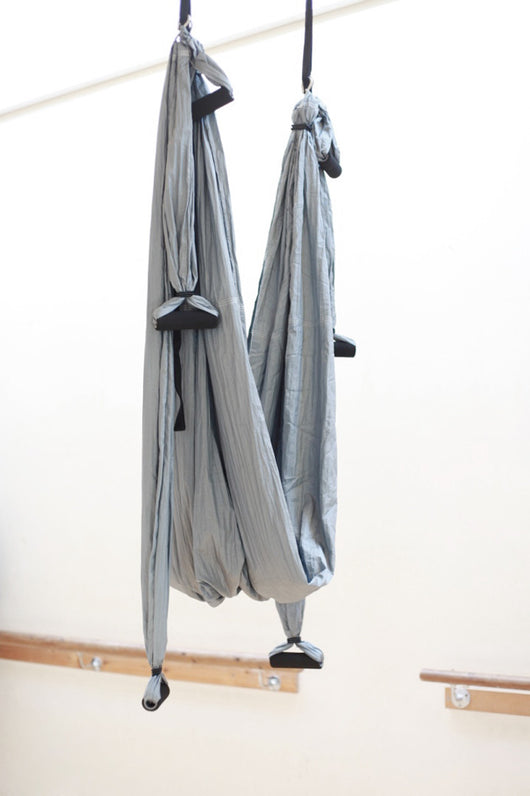Yoga Swing Silver Grey